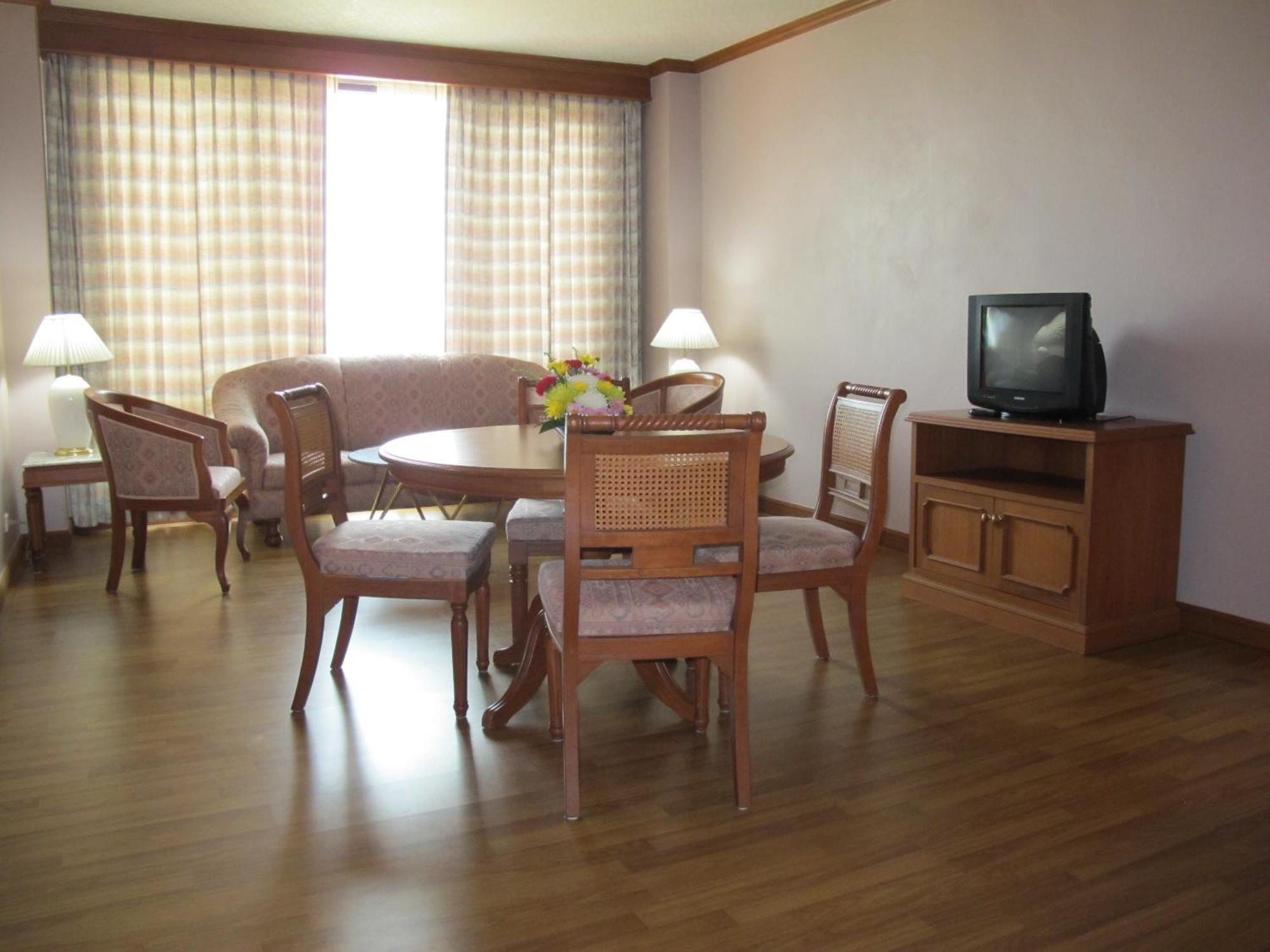 Rimpao Hotel Kalasin Phòng bức ảnh